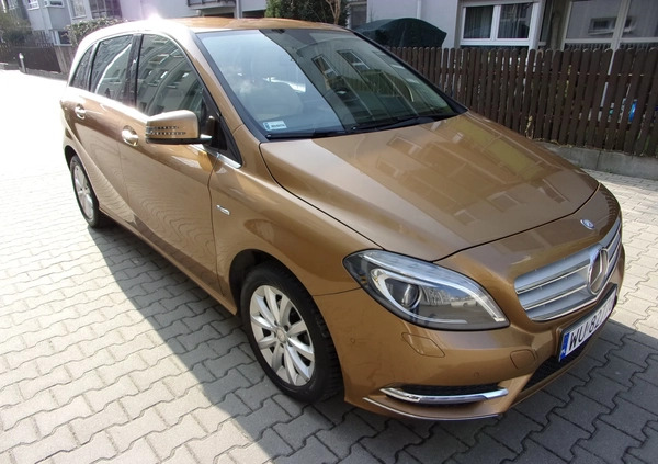 Mercedes-Benz Klasa B cena 47900 przebieg: 139000, rok produkcji 2012 z Warszawa małe 232